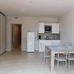 Apartmanhotel Holidays 2*