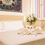 Apartmanhotel Holidays 2*