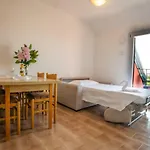 Apartmanhotel Holidays 2*