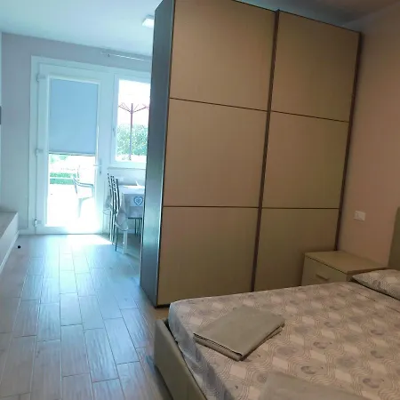 Holidays ラツィーゼ