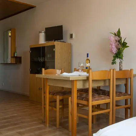 Holidays アパートホテル 2*