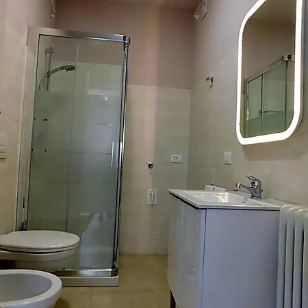 Holidays Aparthotel 2*