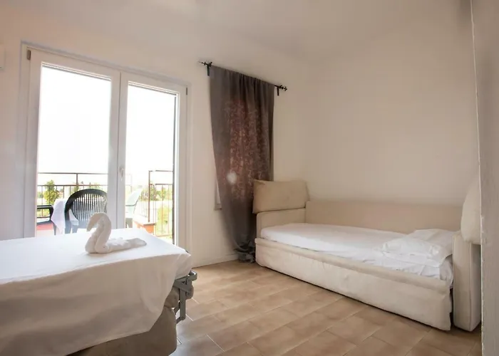 假期公寓酒店 2* 拉齐塞