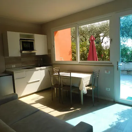 Apartmanhotel Holidays 2*