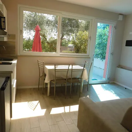 Holidays Apartmanhotel