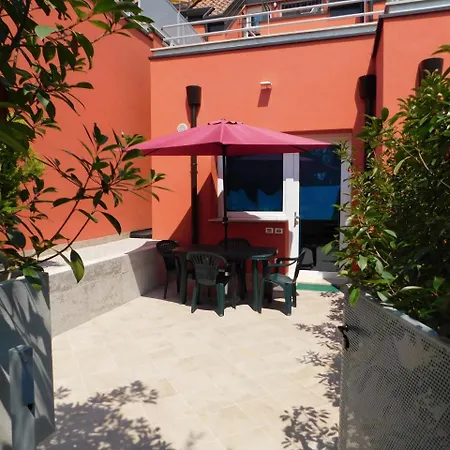 Holidays Apartmanhotel