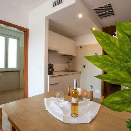 Apartmanhotel Holidays Lazise