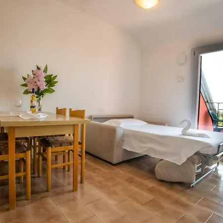 Apartmanhotel Holidays 2*